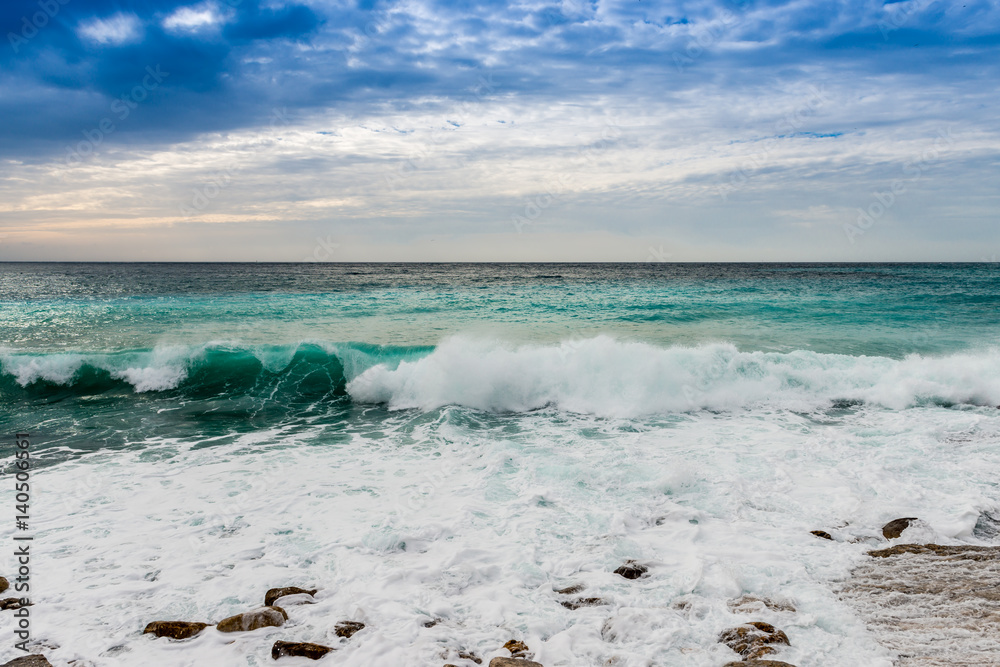 1000_F_140506561_vaYW58J9txoSrsPWufRKHGmS7ilLacgL.jpg