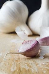 Garlic Clove, Whole Bulbs and Peelings Close Up