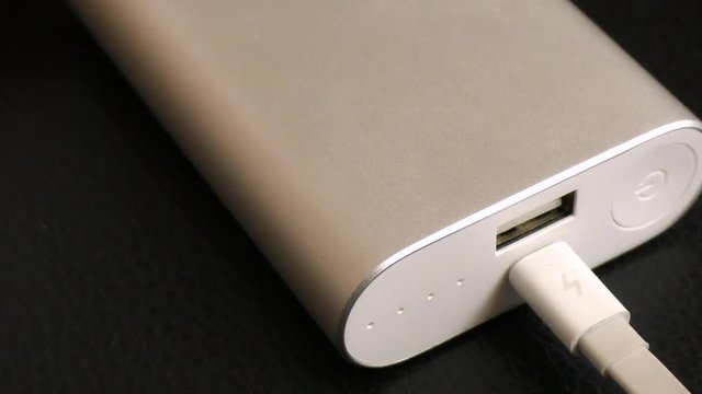 The powerbank connector connects the wire