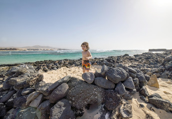 &agrave; l'abri du vent