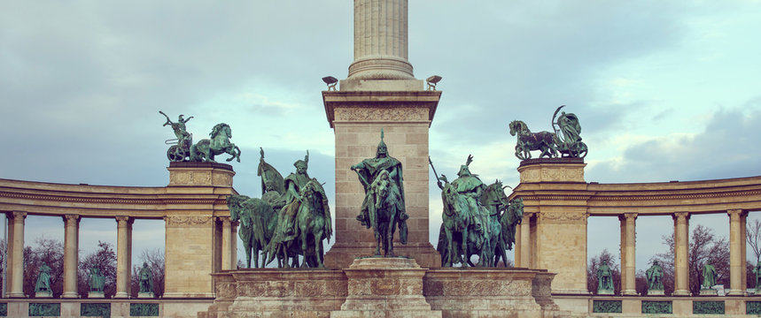 Heroes' Square, Millennium Memorial with Arpad and chieftains vintage