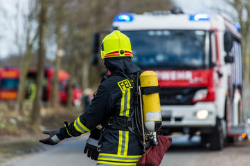 Feuerwehr - Feuerwehrmänner im Einsatz