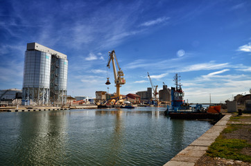 Fototapeta na wymiar Sea trading port activities