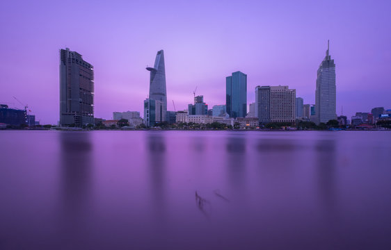 Ho Chi Minh city, Vietnam - March 06, 2017: Colorful sunset on Sai Gon river © jangnhut