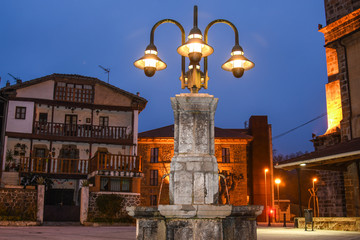 Fototapeta na wymiar Fountain of Mercadillo in Sopuerta 