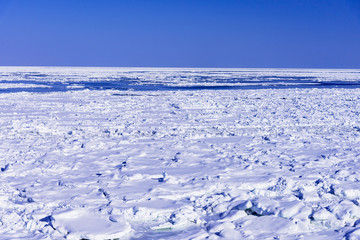 オホーツク海の流氷 © san724