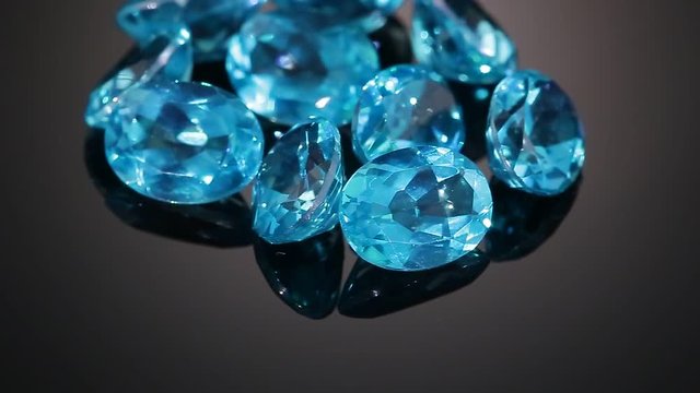 Beauty shot BLUE PARAIBA TAPAZ