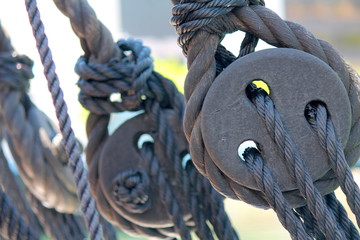 Pulleys on ship © Brittany