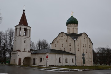 Fototapeta na wymiar Church in Novgorod