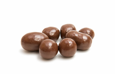 Chocolate balls filled with hazelnuts