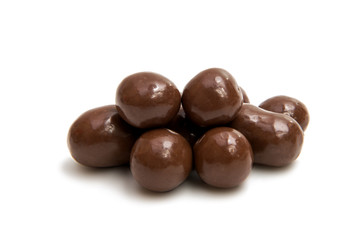 Chocolate balls filled with hazelnuts