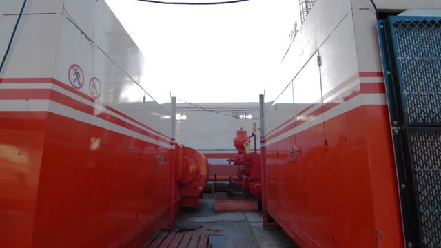 Drilling fluid circulation system tanks