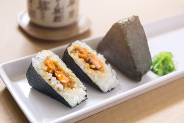 Onigiri, rice ball wrapped with seaweed, Japanese food - 140606163