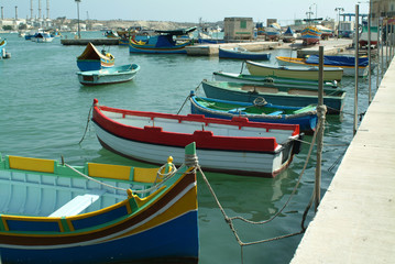 Fototapeta na wymiar Boats in a harbour