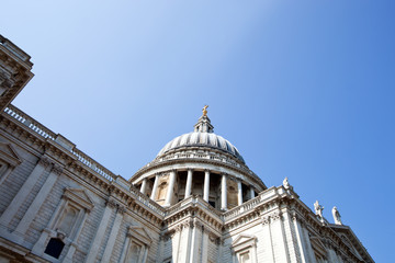 Fototapeta na wymiar View from below of St. Paul's cathedral, London
