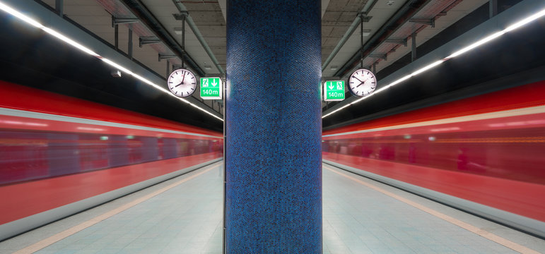 s-bahn train station stuttgart