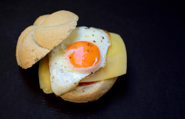 Fried egg with bread