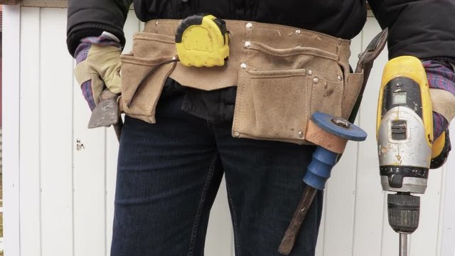 Builder keep belt with tools