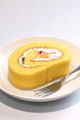 フルーツロールケーキ