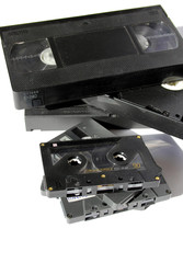 Video- und Musikkassetten