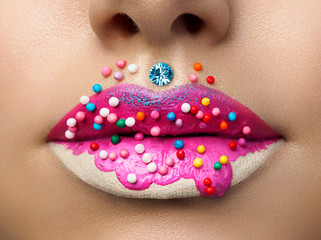 Lips with sweet donut makeup