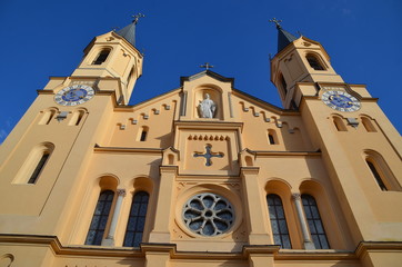 Facciata Chiesa di Santa Maria Assunta a Brunico