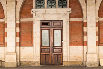 Buildings on an old southern france city street