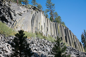 Fototapeta premium Devils Postpile National Monument on the John Muir Trail