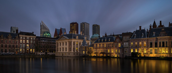 Fototapeta na wymiar Dutch Parlement and the museum 'Mauritshuis'.