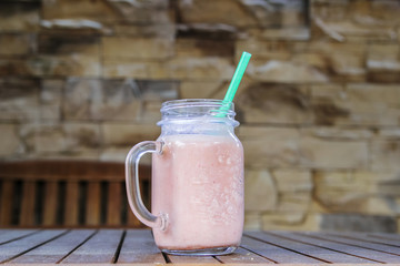 strawberry banana smoothie