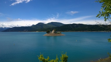 Fototapeta na wymiar Lac de Serre Poncon