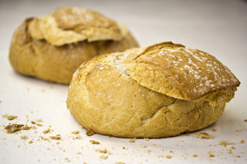 Naklejka premium Fresh loaf of bread for soup
