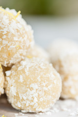 Homemade Raw Vegan Coconut and Lemon Truffles