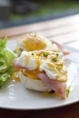 Eggs Benedict