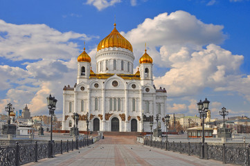 Fototapeta na wymiar Moscow. The Cathedral Of Christ The Savior