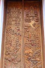 The pattern on the temple gate