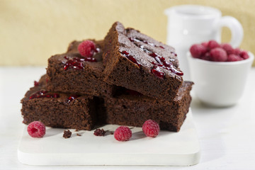 Brownies with raspberries