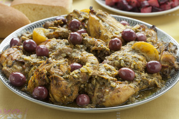  Moroccan dish with chicken, preserved lemon and purple olives