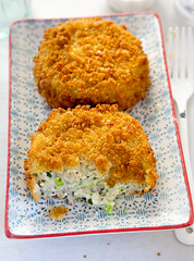 Cod fishcakes with pea and parsley sauce