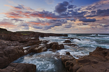 Obraz premium Sea Birubi Rocks Light