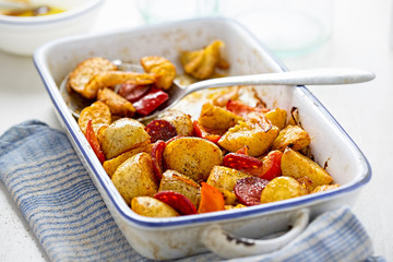 Chorizo, potato, red pepper onion tray bake