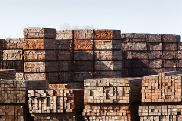 Industrial storage of hardwood
