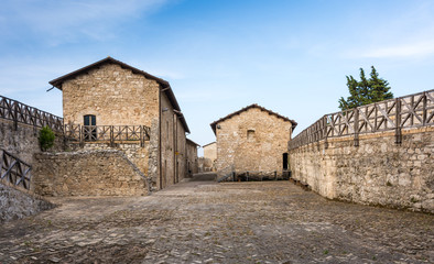 Fototapeta na wymiar Fortezza di Civitella del Tronto, Teramo, Italia. Antico sito storico. 