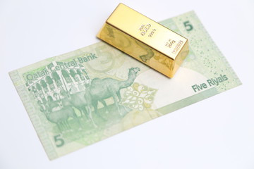 qatar money and gold bullion