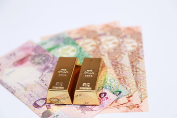 qatar money and gold bullion
