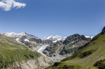 Fototapeta na wymiar Gletscher in den Alpen