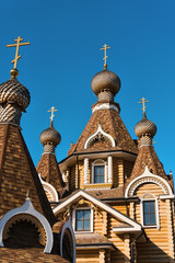 Fototapeta na wymiar old orthodox wooden church