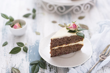 Vintage rose cake