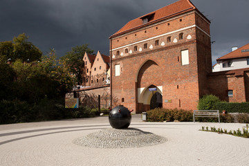 Brama Św.Ducha w Toruniu, Polska, Gateway Holy Spirit - monument in Torun, Poland  - obrazy, fototapety, plakaty