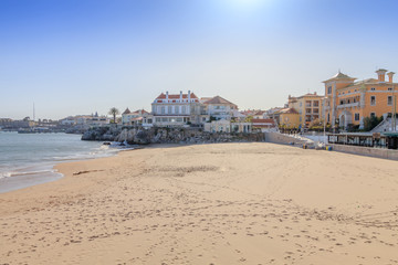Vista da Praia de Cascais em Portugal